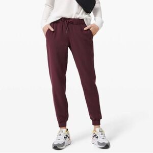 Lululemon On the Fly Jogger *Woven 6